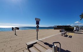 Frejus Plage T1 35M2, Climatise, 2 Personnes,